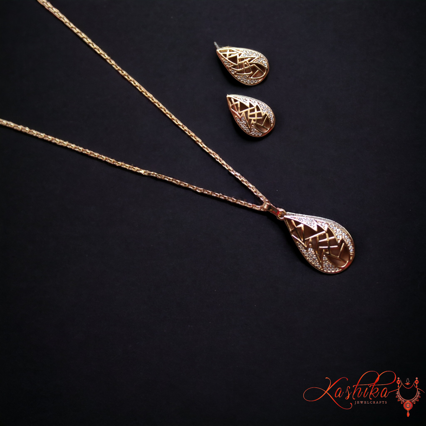 Rose Gold Tear Drop Pendant Set with Earrings