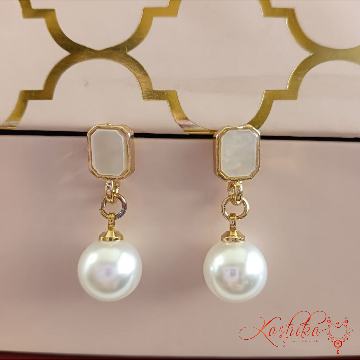 Gold Plated Droplet Pearl Fashion Pearl Earrings