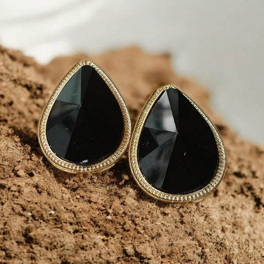 Black teardrop studs - Black crystal