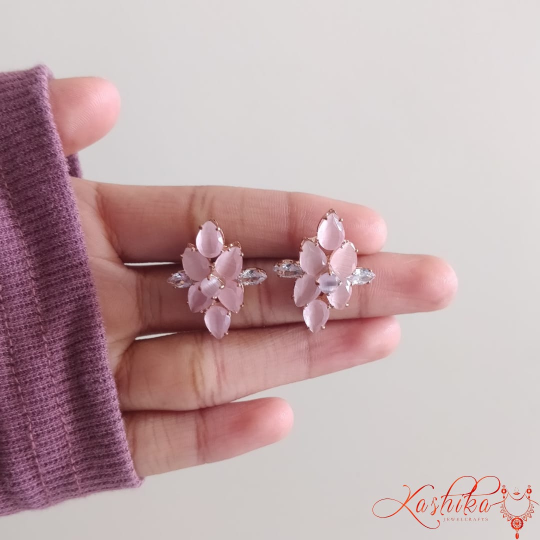 Rosegold light pink floral stud earrings