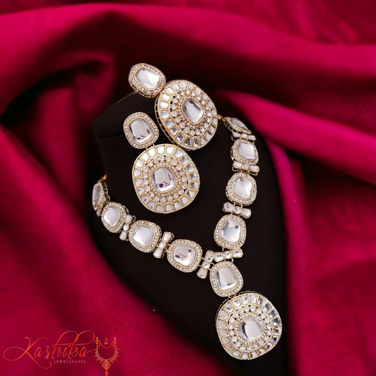 White Kundan Rounded Square Necklace Set